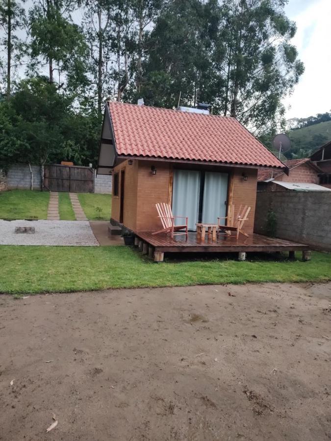 Chale Encanto Do Ceu Sapucai-Mirim Luaran gambar